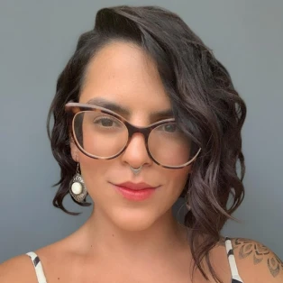 Psicólogo(a) Nicole Soares Resende atendendo online em São Paulo/SP