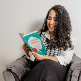 Psicólogo(a) Rebeca Do Vale Marques atendendo online em Betim/MG