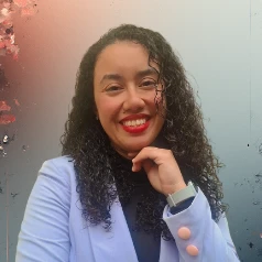 Psicólogo(a) Caroline Martines de Souza atendendo online em Curitiba/PR