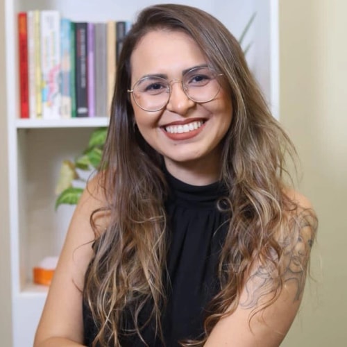 Psicólogo(a) Myrlanne Alves da Costa atendendo online