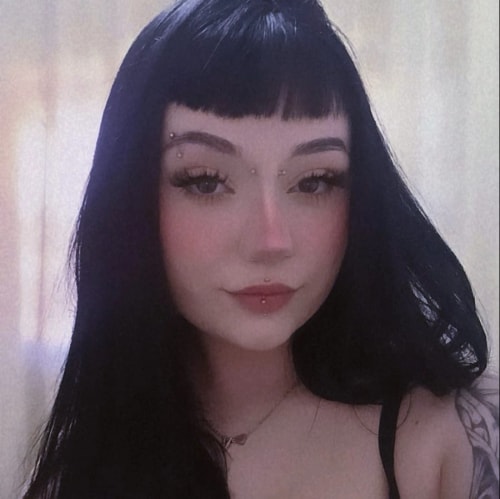 Psicólogo(a) Caroline de Oliveira Mazurek atendendo online em Curitiba/PR